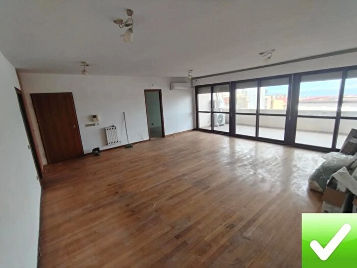 Appartamento con 5 locali in affitto in Reggio Calabria