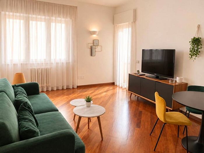 Appartamento bilocale in vendita in Via Feliciano Scarpellini, Euclide, Roma