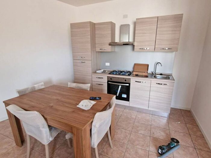 Appartamento trilocale in affitto in Centro Storico, Este