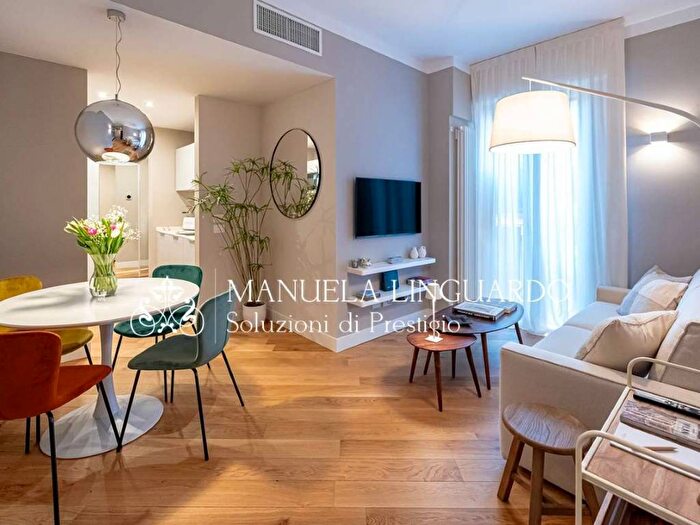 Appartamento bilocale in affitto in via Melzo, Porta Venezia, Milano