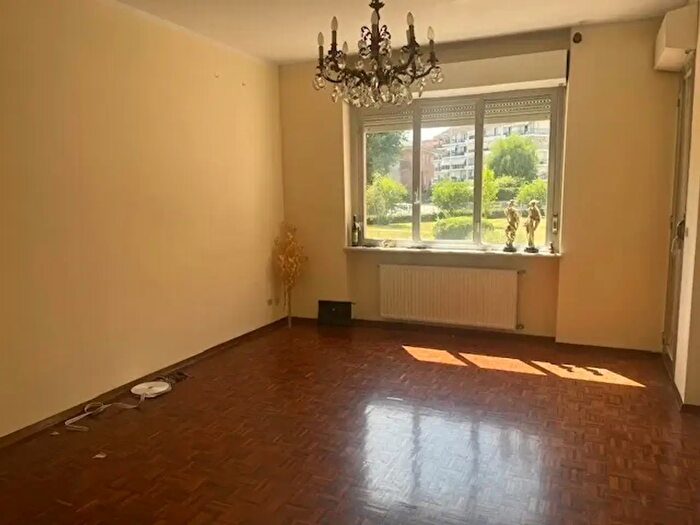 Appartamento con 7 locali in affitto in Via Luigi Teresio Cavallo, Cuneo