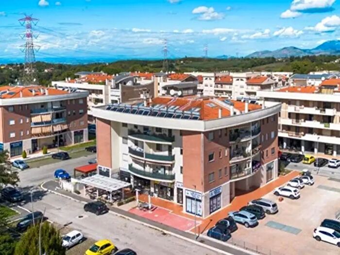 Appartamento trilocale in vendita in Via San Giovanni, Palestrina