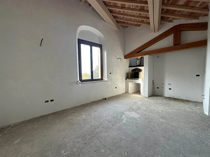 Casa quadrilocale in vendita in Sesto Fiorentino, Sesto Fiorentino