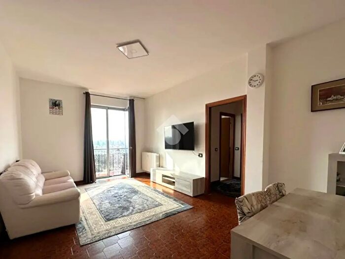 Appartamento trilocale in vendita in Via Antonio Gramsci, Capriate San Gervasio