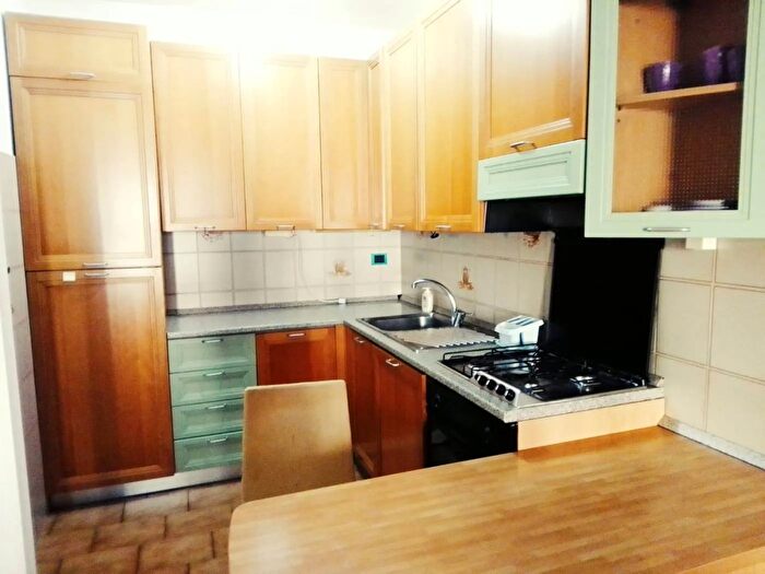 Appartamento trilocale in affitto in Via Temo, Tortolì