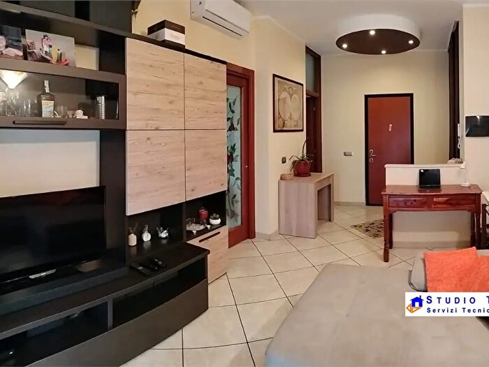 Appartamento trilocale in vendita in Via Po, Cormano