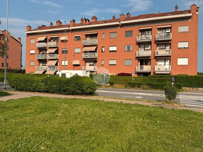 Appartamento con 5 locali in vendita in Via Domenico Bertino, Borgaro Torinese