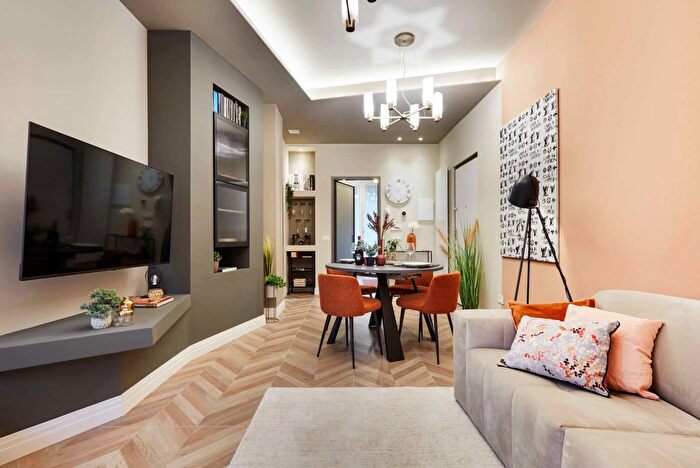 Appartamento con 5 locali in vendita in Reggio Emilia