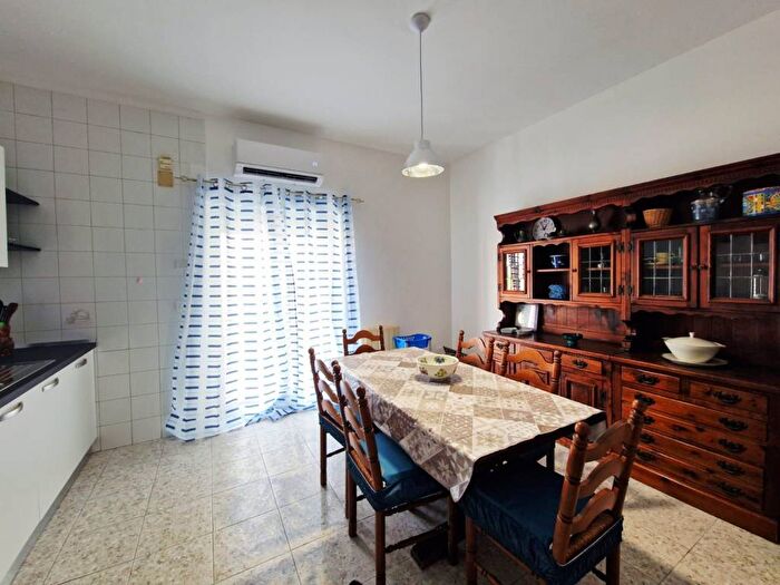 Appartamento trilocale in affitto in Via Enrico Cosenz, Centro, Milazzo