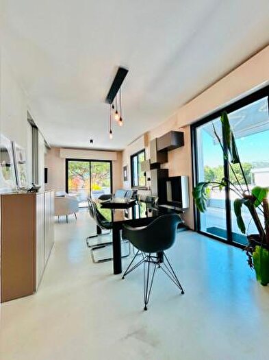 Appartamento trilocale in affitto in Viale Dante Alighieri, Riccione