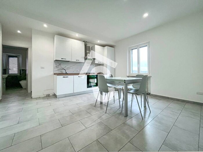 Appartamento trilocale in affitto in Giardini Fausto Coppi, Jesi