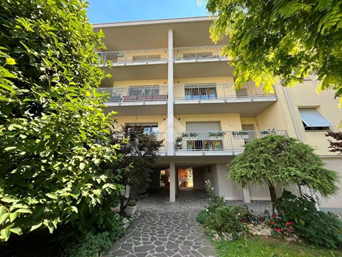 Appartamento con 5 locali in vendita in Via Carlo Forlanini, Ponte San Pietro