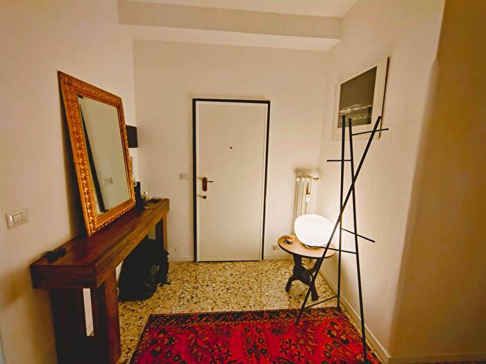 Appartamento bilocale in affitto in Via Mentana, Borghi, Como