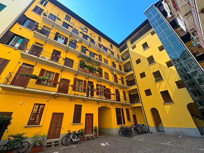 Appartamento bilocale in affitto in Via Ruggero di Lauria, Sempione, Milano