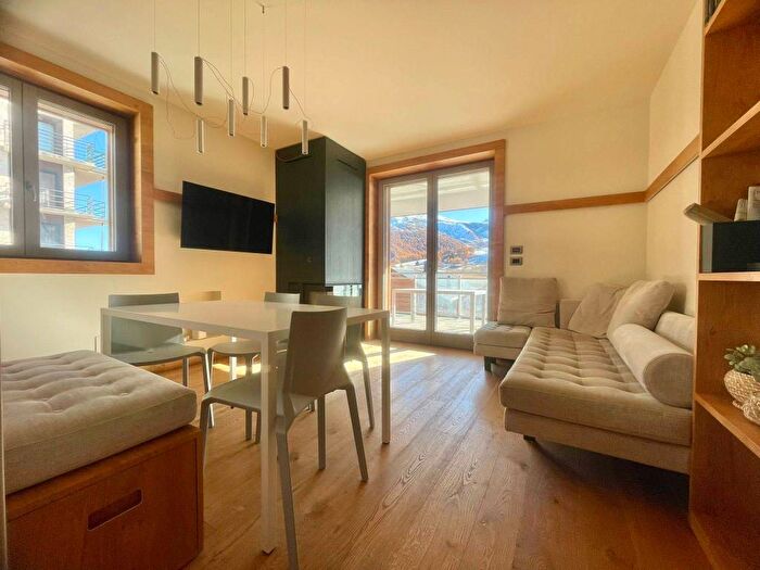 Appartamento trilocale in affitto in Via Pinerolo, Colle Sestriere, Sestriere