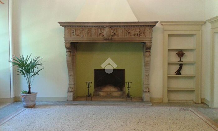 Appartamento trilocale in vendita in Via Giuseppe Mazzini, Limbiate