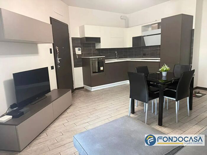 Appartamento bilocale in vendita in Via Mestre, Varedo