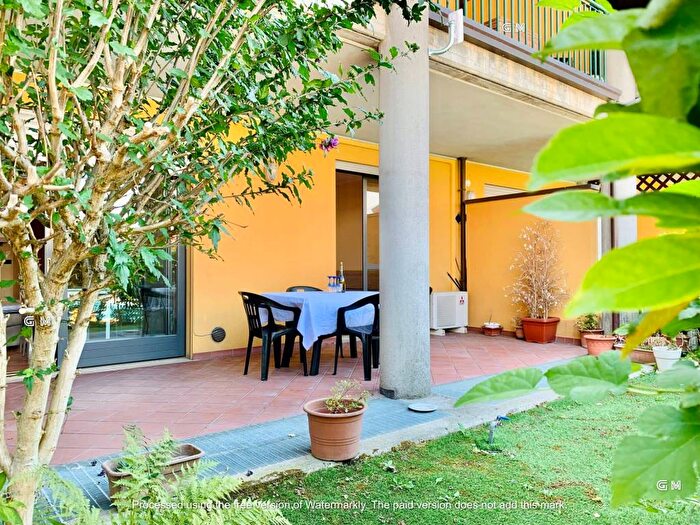 Appartamento bilocale in affitto in Via Daniele Comboni, Rivoltella, Desenzano del Garda