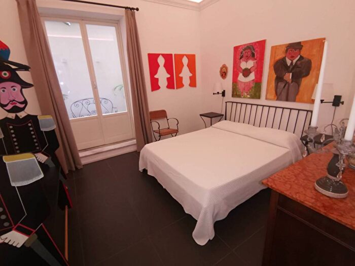 Appartamento quadrilocale in affitto in Via Cluverio, Zisa, Palermo