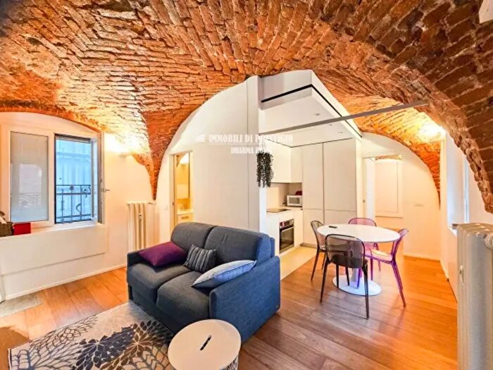 Appartamento bilocale in vendita in Via Amedei, Milano