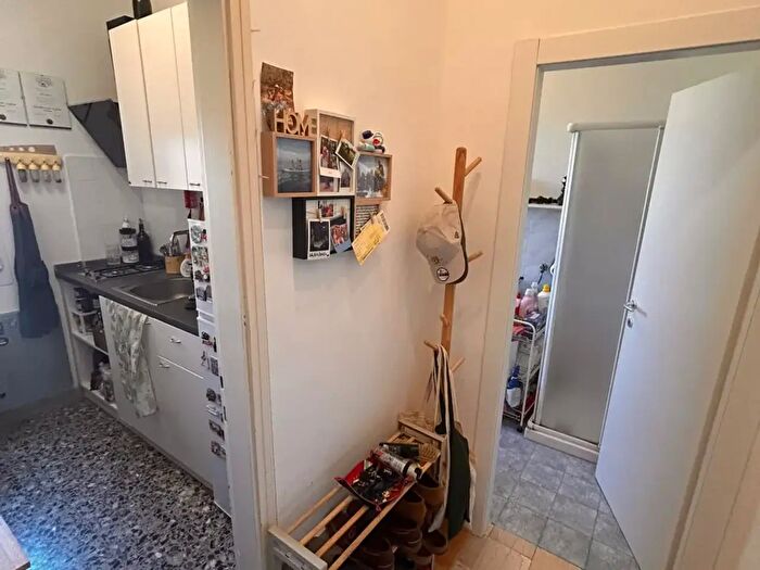Appartamento bilocale in vendita in Via De' Fogliani, Modena