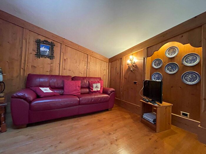Casa bilocale in affitto in Via Lungoboite Dottor Maioni, Cortina d'Ampezzo