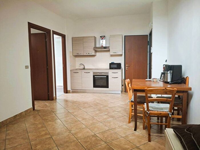 Appartamento bilocale in affitto in Via Lanzi, Centro, Cornate d'Adda