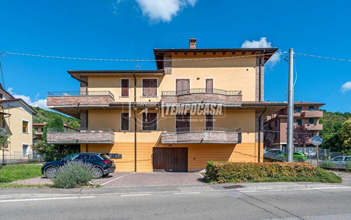 Appartamento trilocale in vendita in Castellarano