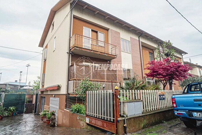 Appartamento quadrilocale in vendita in Via Ciro Menotti, Fano