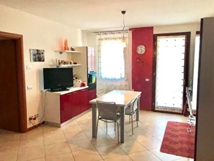 Appartamento con 5 locali in affitto in Este