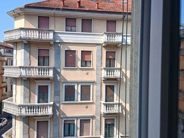 Appartamento trilocale in affitto in Via Giuseppe Ripamonti, Ripamonti Fondazione Prada, Milano
