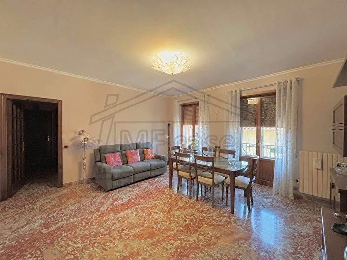 Appartamento quadrilocale in vendita in Via Starnini Valentano, Valentano