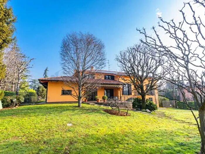 Casa con 6 locali in vendita in Bergamo