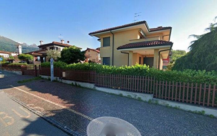 Casa con 6 locali in vendita in Via Provinciale, Occhieppo Superiore