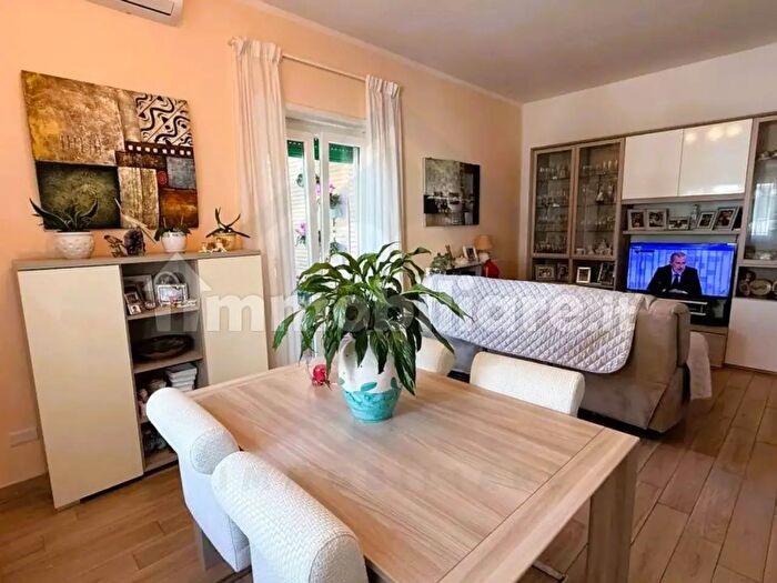 Appartamento con 5 locali in vendita in Via Antonio Gramsci, Santa Marinella