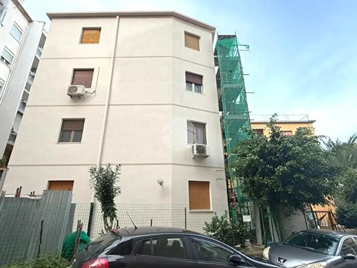 Appartamento trilocale in vendita in Viale Principe Umberto, Messina