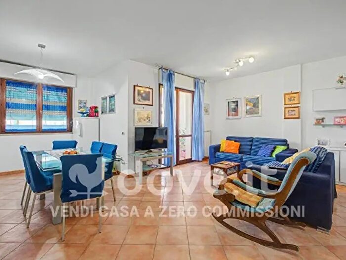 Appartamento trilocale in vendita in Via Cannucciari, Nettuno