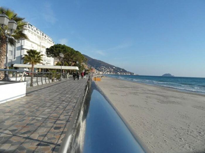 Appartamento bilocale in affitto in Via Don Piccagli, Via Roma Borgo Barusso, Alassio