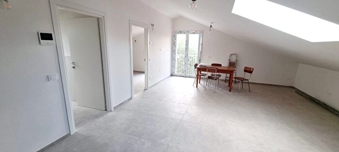 Appartamento trilocale in vendita in Viale Luigi Angeloni, Riccione