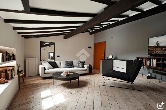 Appartamento bilocale in vendita in Viale C Sigonio, Modena