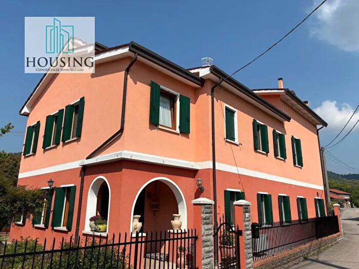 Casa quadrilocale in vendita in Via Regianzane, Galzignano Terme