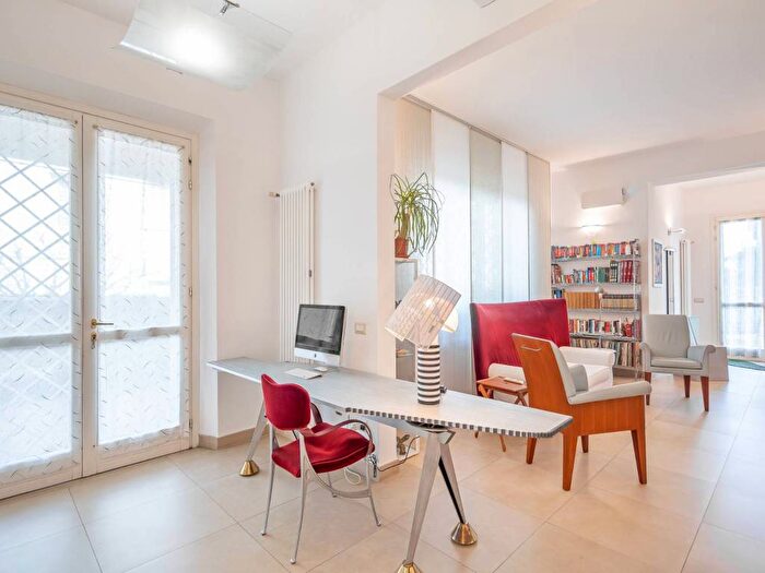 Casa con 6 locali in vendita in Via delle Ginestre, Tirrenia, Pisa