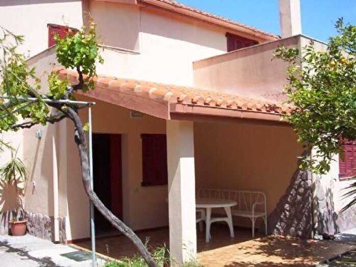 Casa con 6 locali in affitto in Carloforte