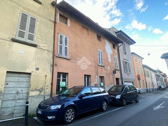 Case in Vendita e in Affitto - 3