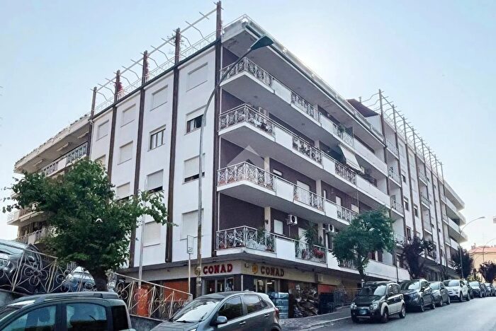 Appartamento quadrilocale in vendita in Via Vittorio Alfieri, Vasto