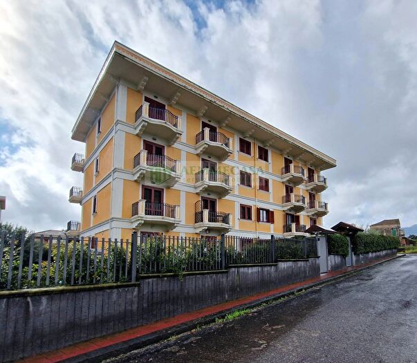 Appartamento quadrilocale in vendita in Via Angelina Damiani Lanza, Giarre