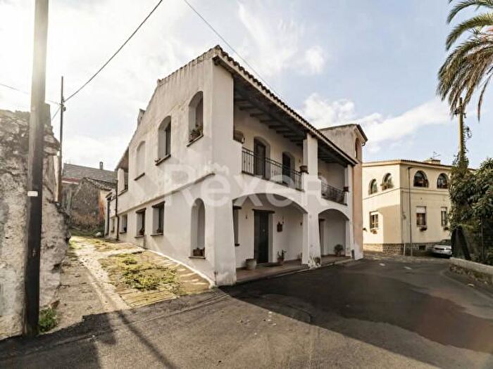 Casa con 5 locali in vendita in Strada Statale Trasversale Sarda, Orosei