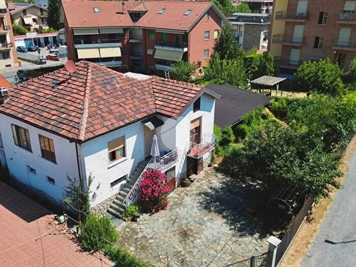 Casa con 5 locali in vendita in Corso Laghi, Avigliana