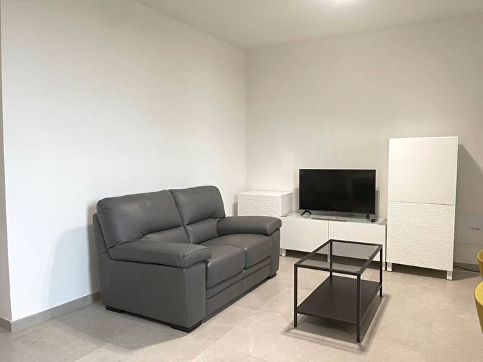 Appartamento trilocale in affitto in Via Venturi, Bazzano, Valsamoggia
