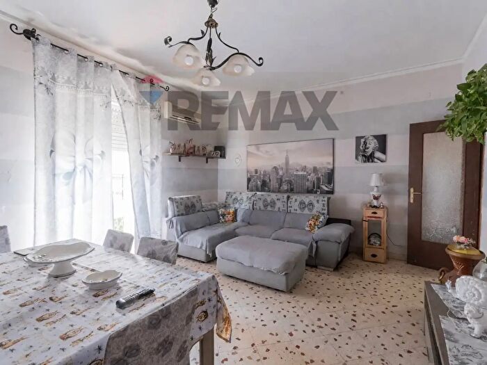 Appartamento quadrilocale in vendita in Via Kaggera, Palermo